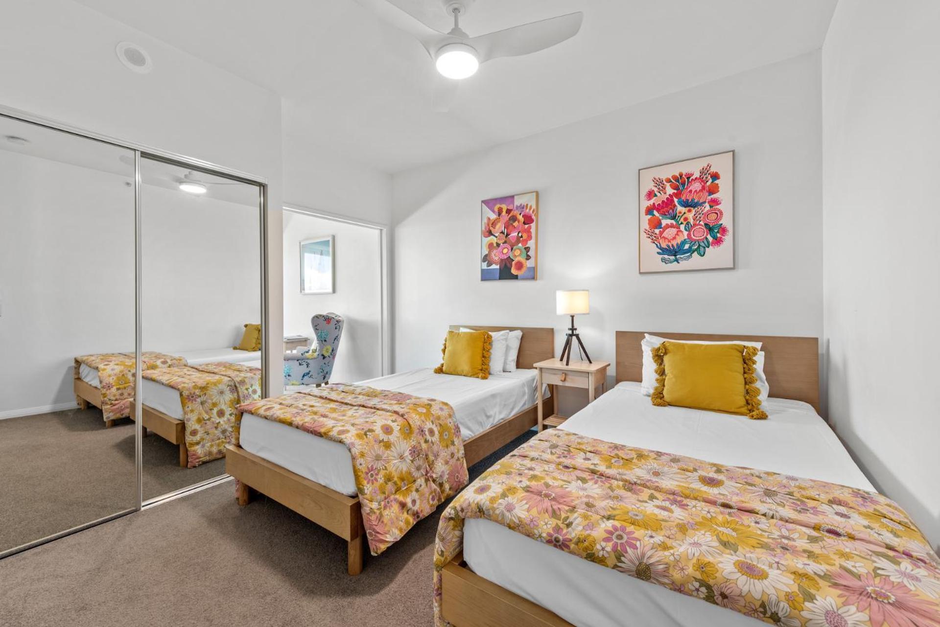 Proximity Waterfront Apartments Redcliffe Luaran gambar